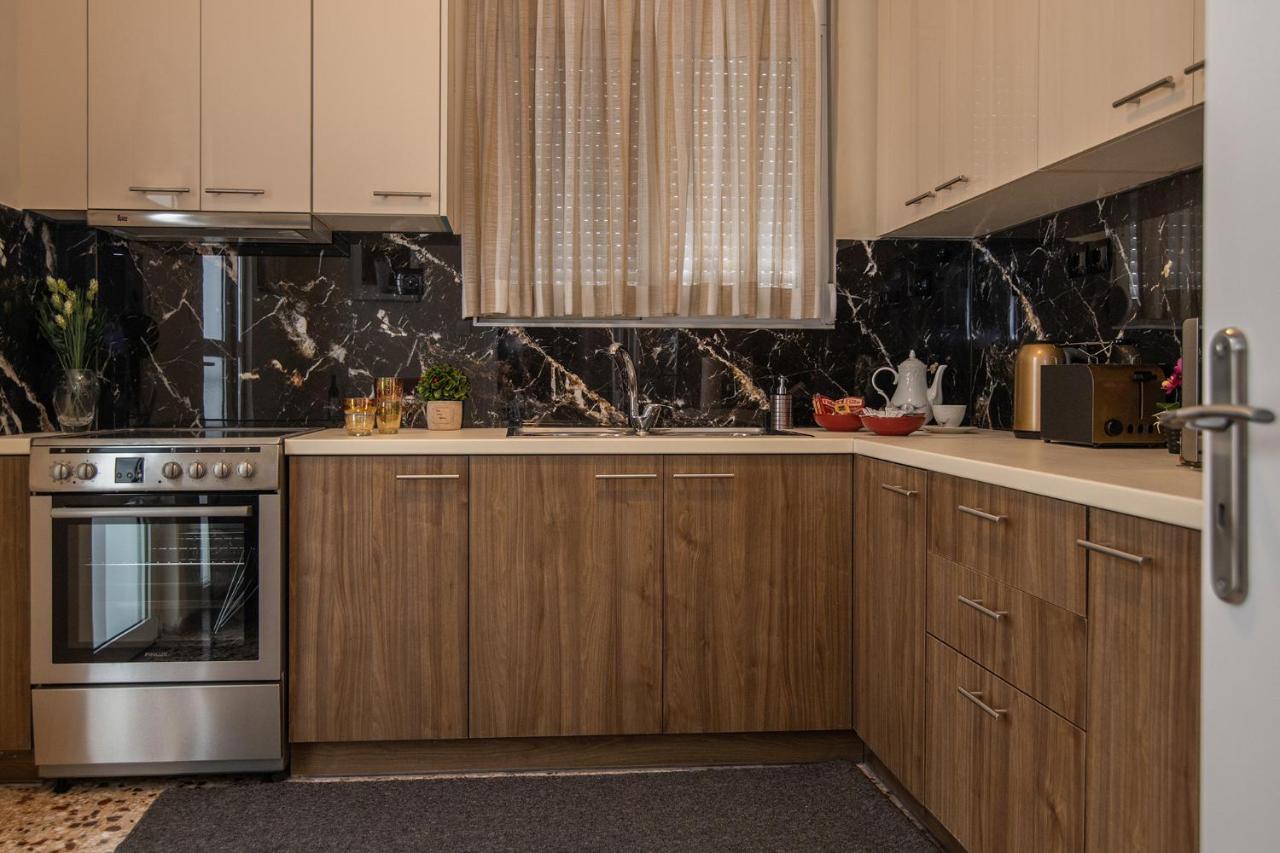 Citizen Apartments Mesolóngion Екстериор снимка